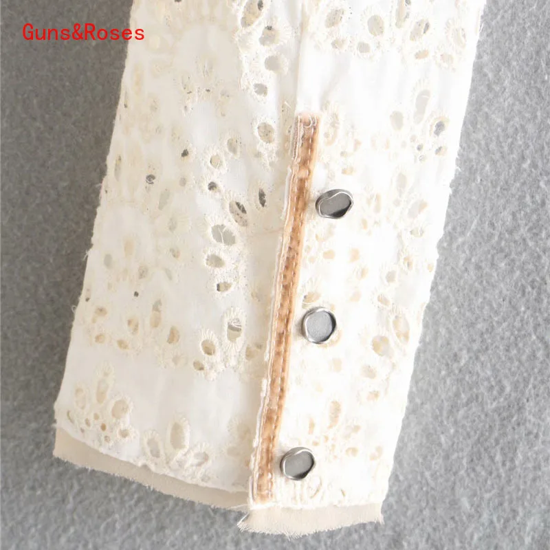 

Spring Jackets For Women 2021 Fashion Cutwork Embroidery Patchwork Velvet Jacket Coat Long Sleeve Pockets Female Chic Tops