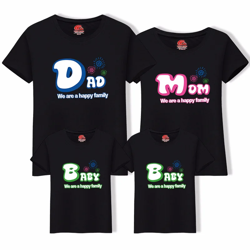Футболка с надписью на тему семейного образа папы мамы ребенка одинаковые наряды