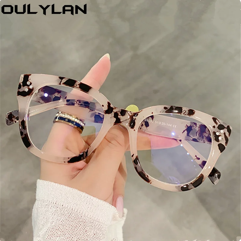 Oulylan Square Anti Blue Light Glasses Frame Women Men Optical Computer Eyeglasses Frames Office Decoration Fake Eyewear