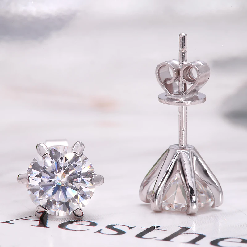 Круглый бриллиант AEAW с муассанитом всего карата|Серьги-гвоздики| |