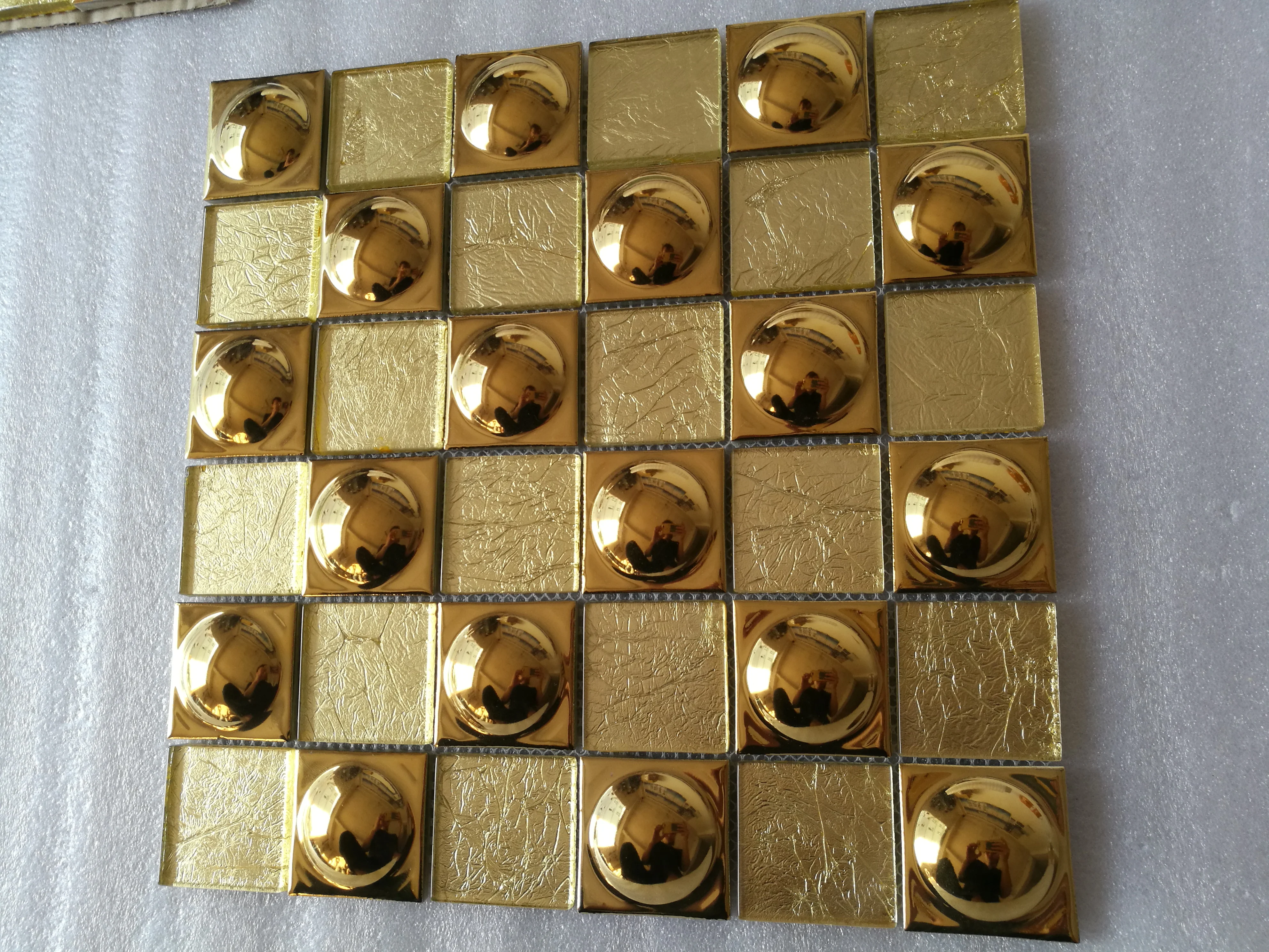 Переливающаяся стеклянная мозаичная плитка с гальваническим покрытием для