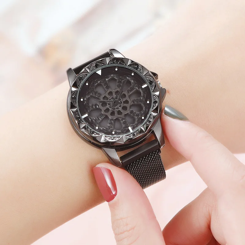 

Hot Women 360 Degree Rotation Watches Luxury Gold Diamond Magnet Starry Sky Ladies Watch Fashion Geometric Quartz Wrist Watch