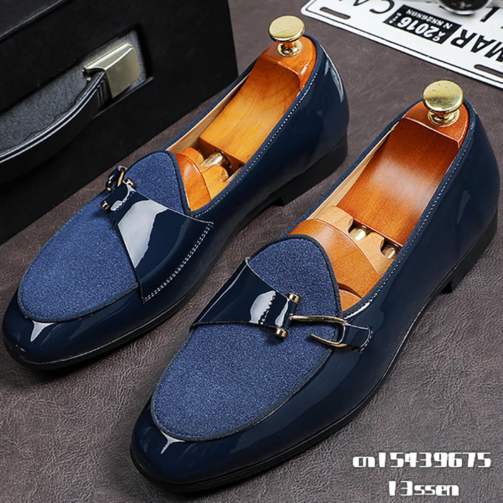 

New Fashion Trend Daily Shoes For Men 2021 Patent Leather Stitching Suede Metal Hook Decoration Male Comfortable Casual Loafers