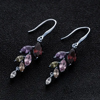 

Charm Female Rainbow Crystal Drop Earrings Vintage Rose Gold Color Wedding Earrings Cute Leaf Zircon Dangle Earrings For Women