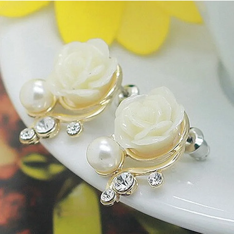 Женские серьги с искусственным жемчугом розовые золотого цвета кристаллами и