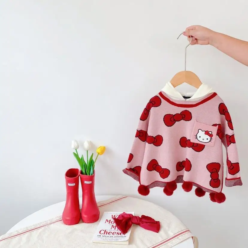 

TAKARA TOMY autumn and winter fashion cartoon Hello Kitty bow coat simple jacquard cape ball hooded children's sweater