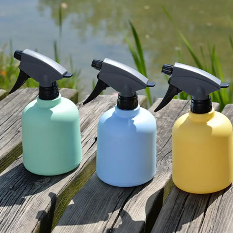

600ML Plastic Spray Bottle Gardening Flowers Plants Moisturizing Watering Can Home Garden Hairdressing Bottle Sprayer Sprinkler
