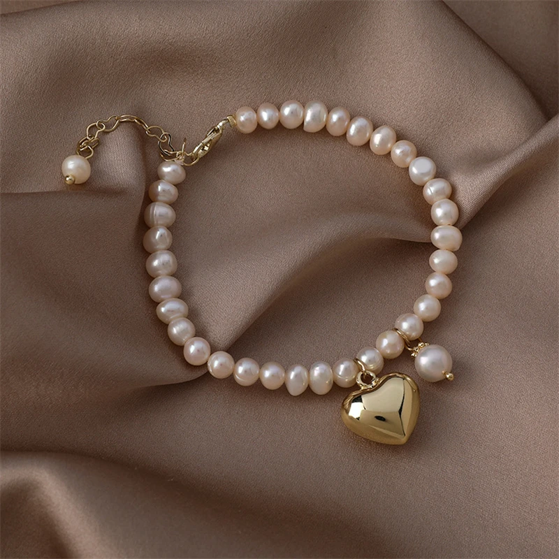 

Strand Bracelets for women Fashion Freshwater Pearl Bracelet 2021 New Simple Heart Pendant Jewelry Wholesale Free Shipping