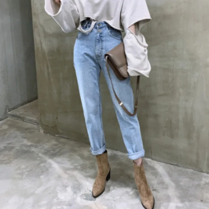 

XIBUSANA 2020 The Latest Autumn Xuan Yafeng Loose Slimming Thin High Waist Washed Light Blue Loose Straight Jeans with 2 Buttons