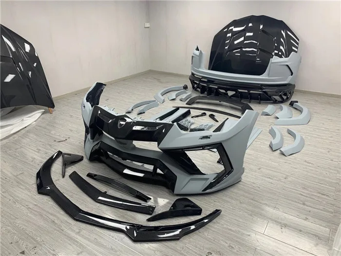 

2021 подходит для Urus Lamborghini, модифицированный Mansory, широкий корпус, охватывающий хвост из углеродного волокна, передняя и задняя планка