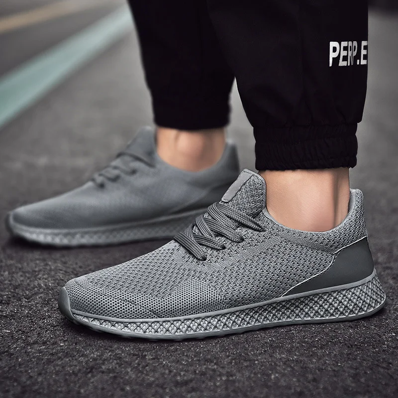 

Summer large men's casual sports shoes