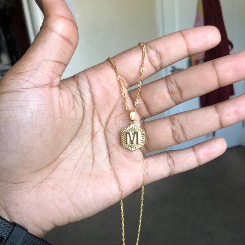 A Z письмо ожерелье ювелирные изделия нержавеющей стали Золотая цепочка