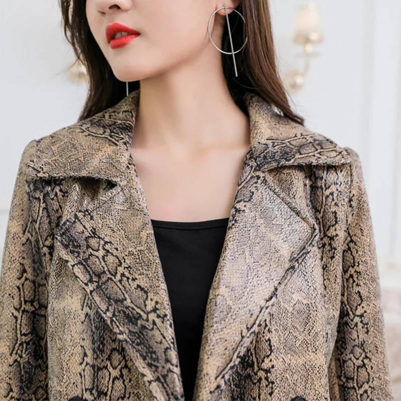 Liva girl 2019 Women's Fashion Trench Coat Vintage Snake Patent leather Washed Outwear Belt Slim Clothing | Женская одежда