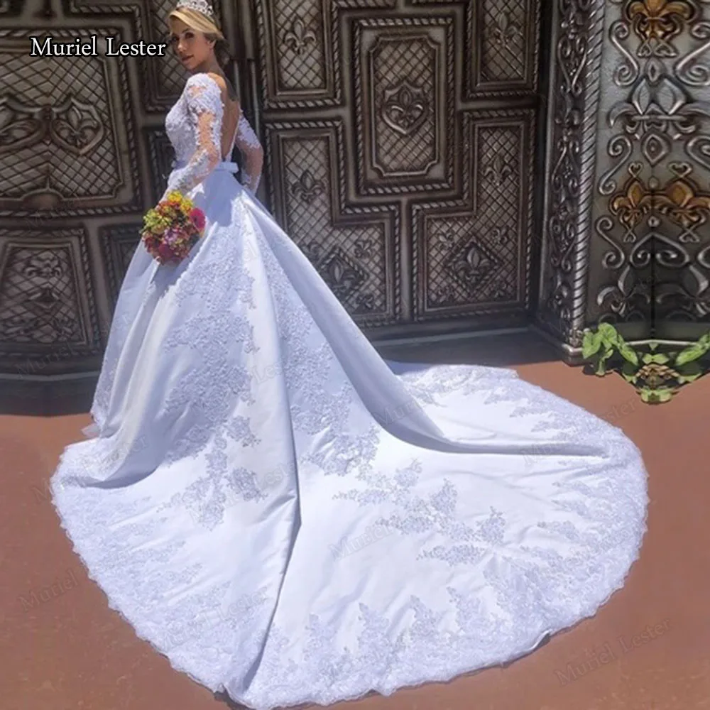 

White Long Sleeves Boho Wedding Dress Plus Size Satin A Line Appliques Lace Bridal Gowns Vestidos De Novias Sweep Train Dresses