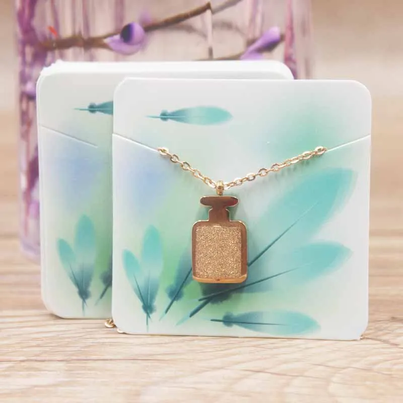 24 Дизайн ювелирных изделий дисплей ожерелье амулеты пакет карты 50 шт крафт Ловец