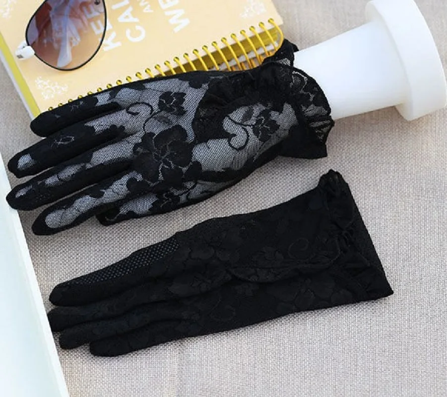 

Fashion Sexy Lace Touch Screen Gloves Summer Sunscreen Ladies Anti-UV Driving Anti-Skid Cycling Lace Lotus Leaf Gloves