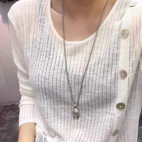 

Fashion sweater women's 2021 early autumn new Korean loose Pullover round neck versatile split long sleeve thin top