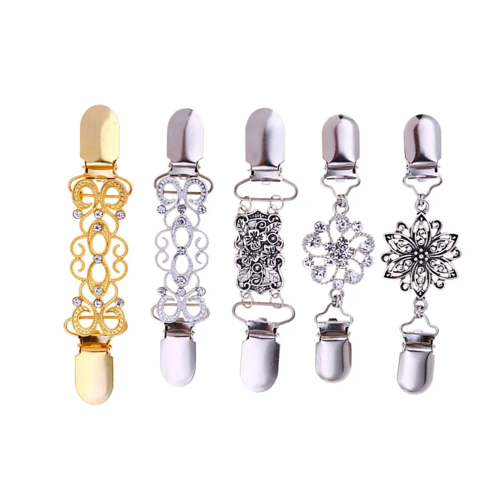 

5pcs Alloy Diamond Clothing Clips Collar Clips Sweaters Connection Brooches Alloy Hollow Creative Diamond Shawl Connection