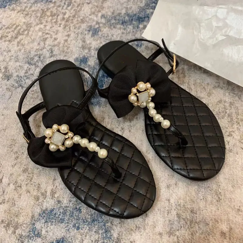 Повседневные дизайнерские модные женские туфли черные кожаные на плоской