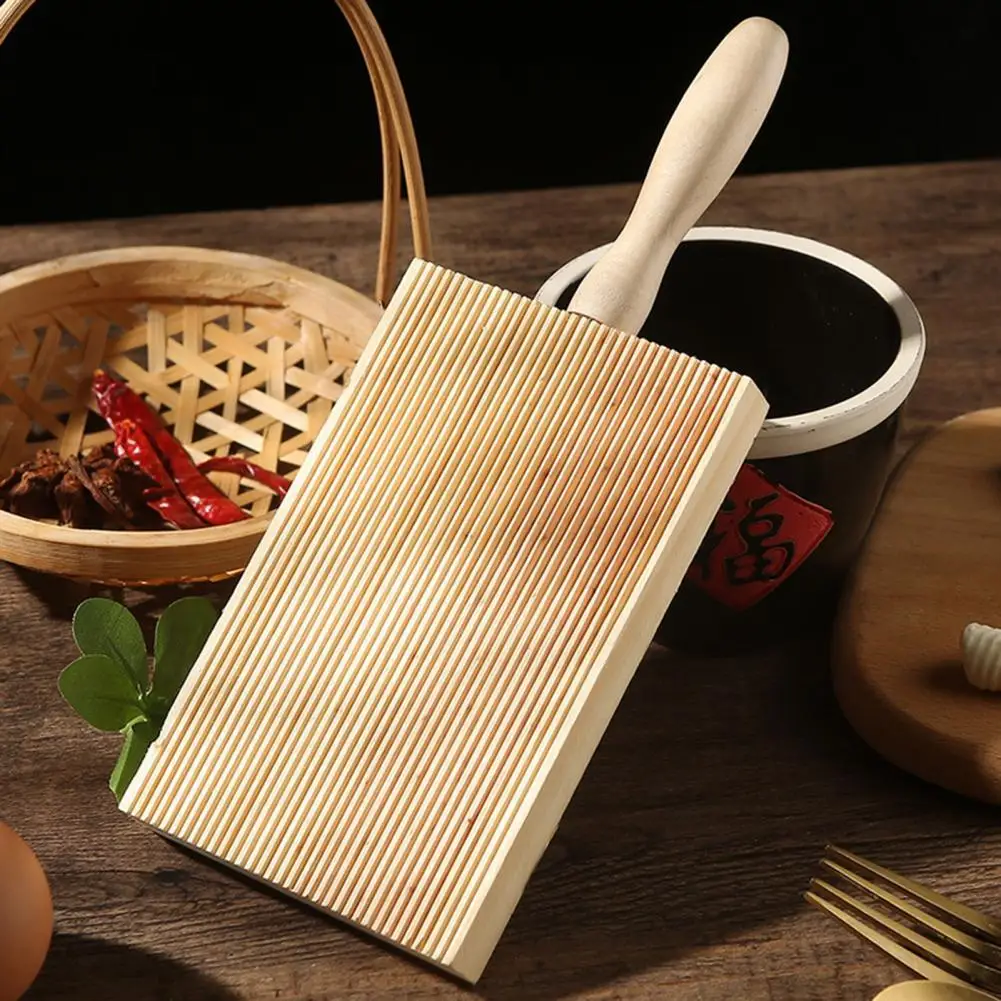 

Smooth Attractive Reusable Stripe Shaped Pasta Plate Maker Wood Noodles Plate Convenient for Home