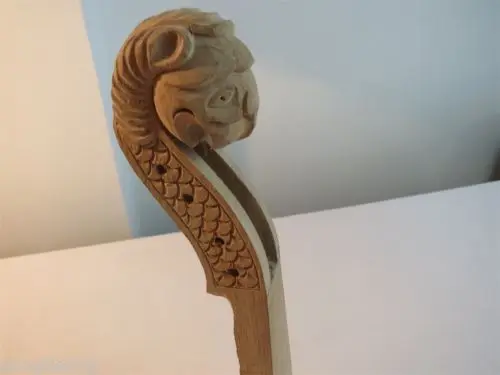 

Nice white,unfinished violin neck 4/4,Carved animal scroll