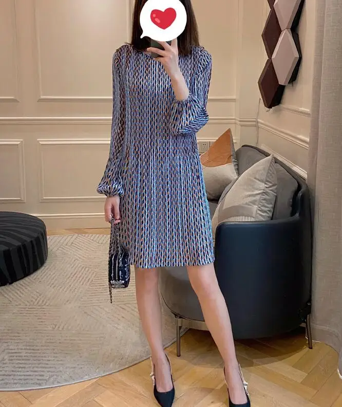 

Женское Плиссированное мини-платье с принтом, длинным рукавом и круглым вырезом, весна-лето 2020