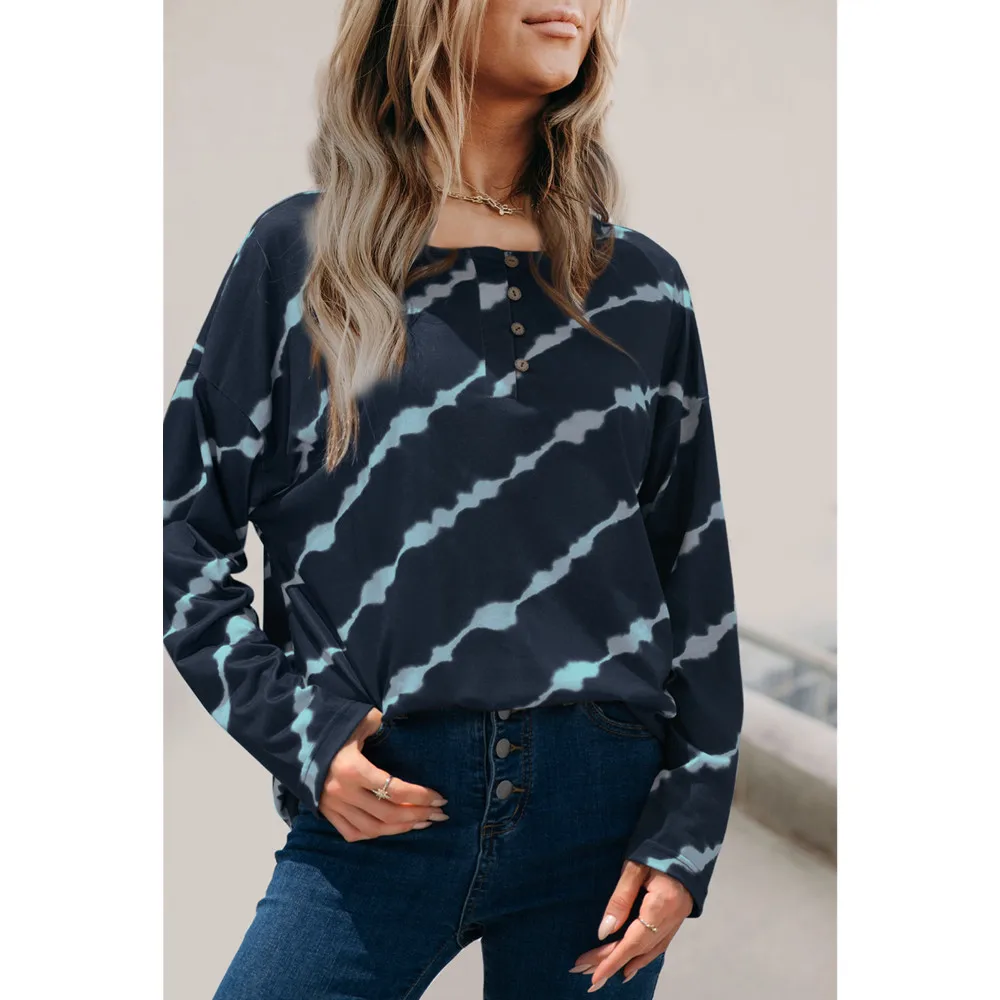 

Casual Loose Round Neck Long-Sleeved Pullover Tshirts Women 2021 Autumn And Winter Tie-Dye Striped Button Tee Top Femme Blusas