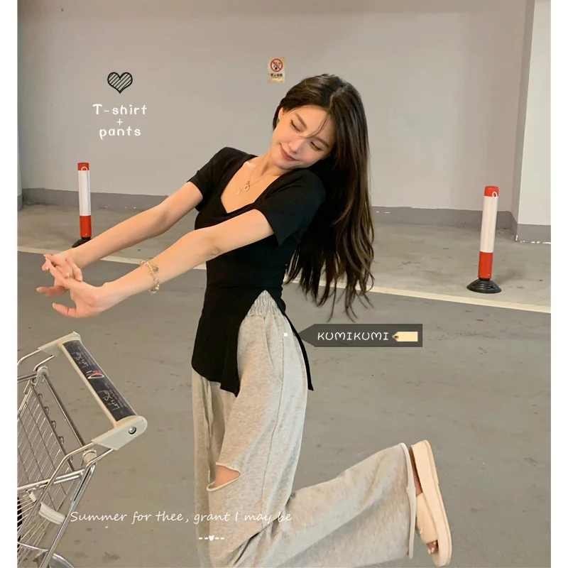 Женская летняя футболка с коротким рукавом и квадратным вырезом |