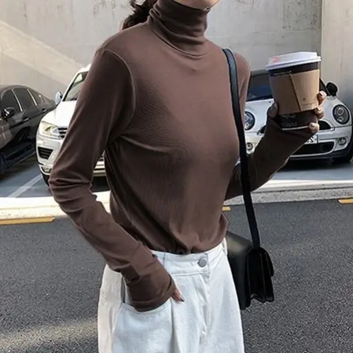 Футболка женская с высоким воротом белая рубашка длинным рукавом топ на весну и