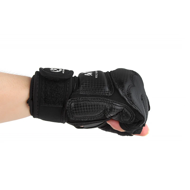 2020 боксерские перчатки в твердом переплете мужчины и женщины половина относится