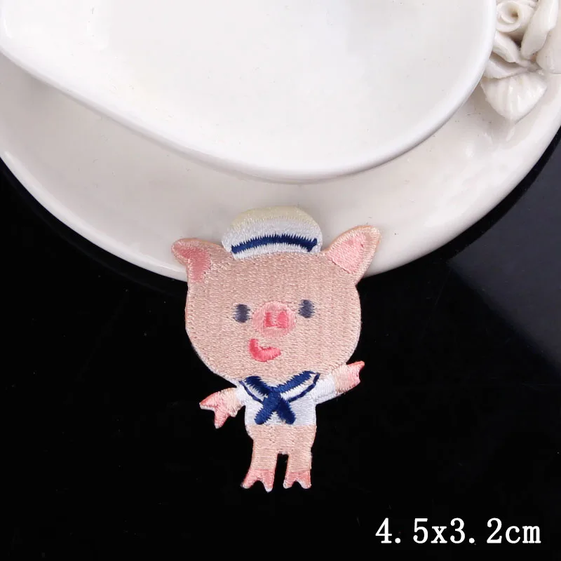 Мультяшные нашивки сделай сам вышитые в виде свиньи медведя для одежды наклейки