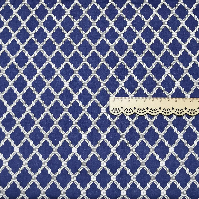 Хлопчатобумажная саржевая ткань с принтом в сеточку 160x50 см Постельное белье