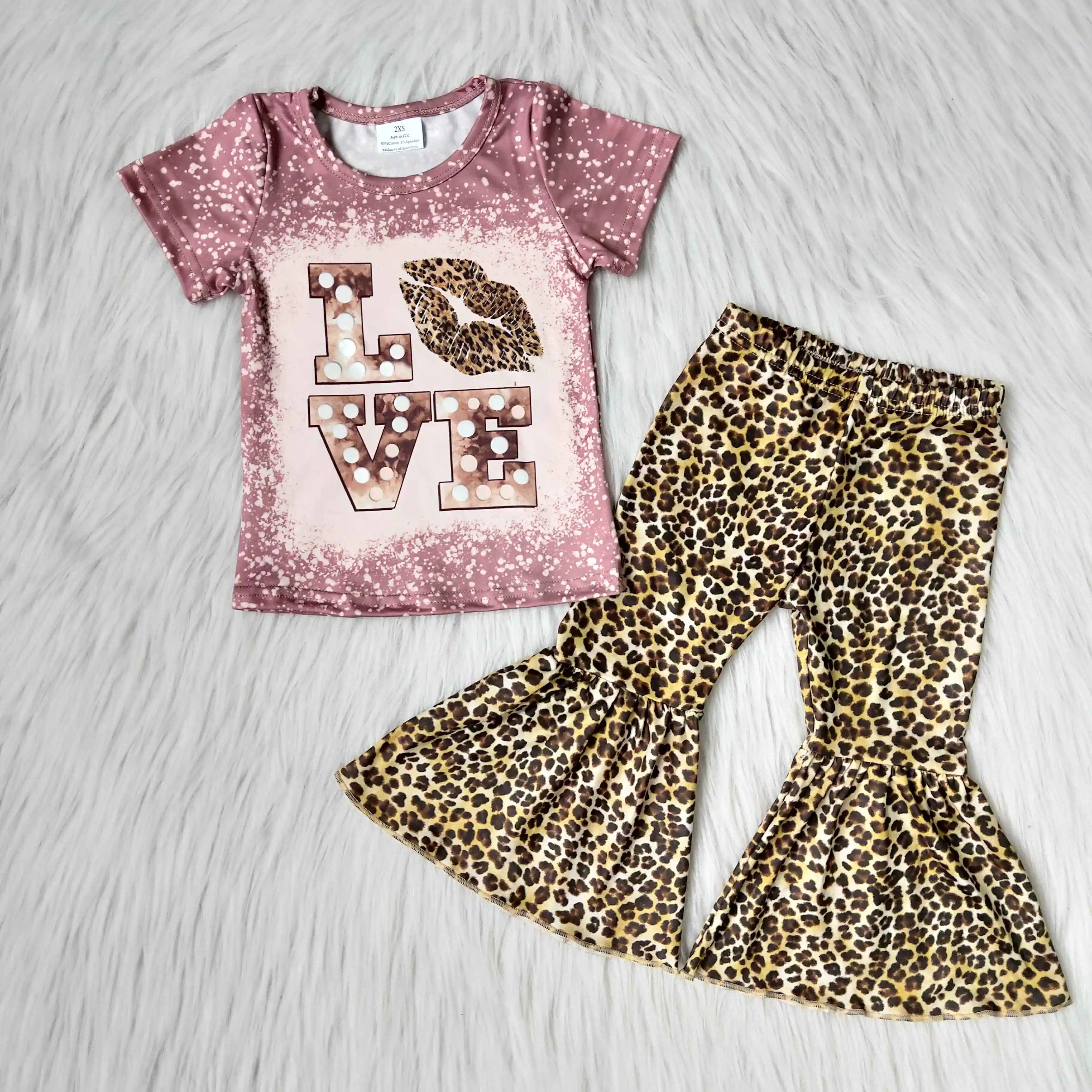 

Girls Clothing Sets Autumn Summer Toddler Girls Clothes Kids Love Letter Print T-Shirt Leopard Bell-Bottom