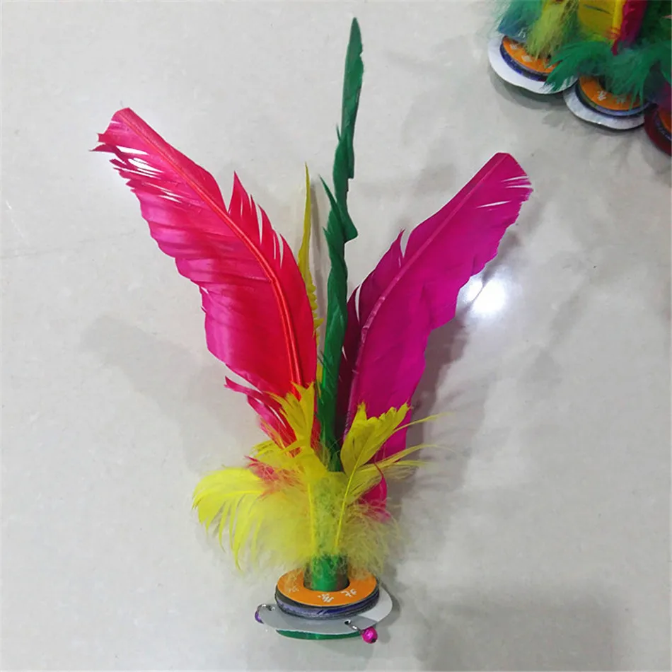 

10pcs China Jianzi Footbal Foot Kick Handwheel Fancy Goose Feather Shuttlecock Fitness Entertainment for Physical Exercise