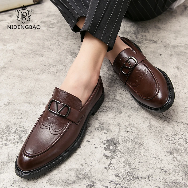 

NIDENGBAO Men Dress Shoes Elegant Oxford Shoes Male Brogues Business Wedding Dress Formal PU Leather Shoes Metal Decoration