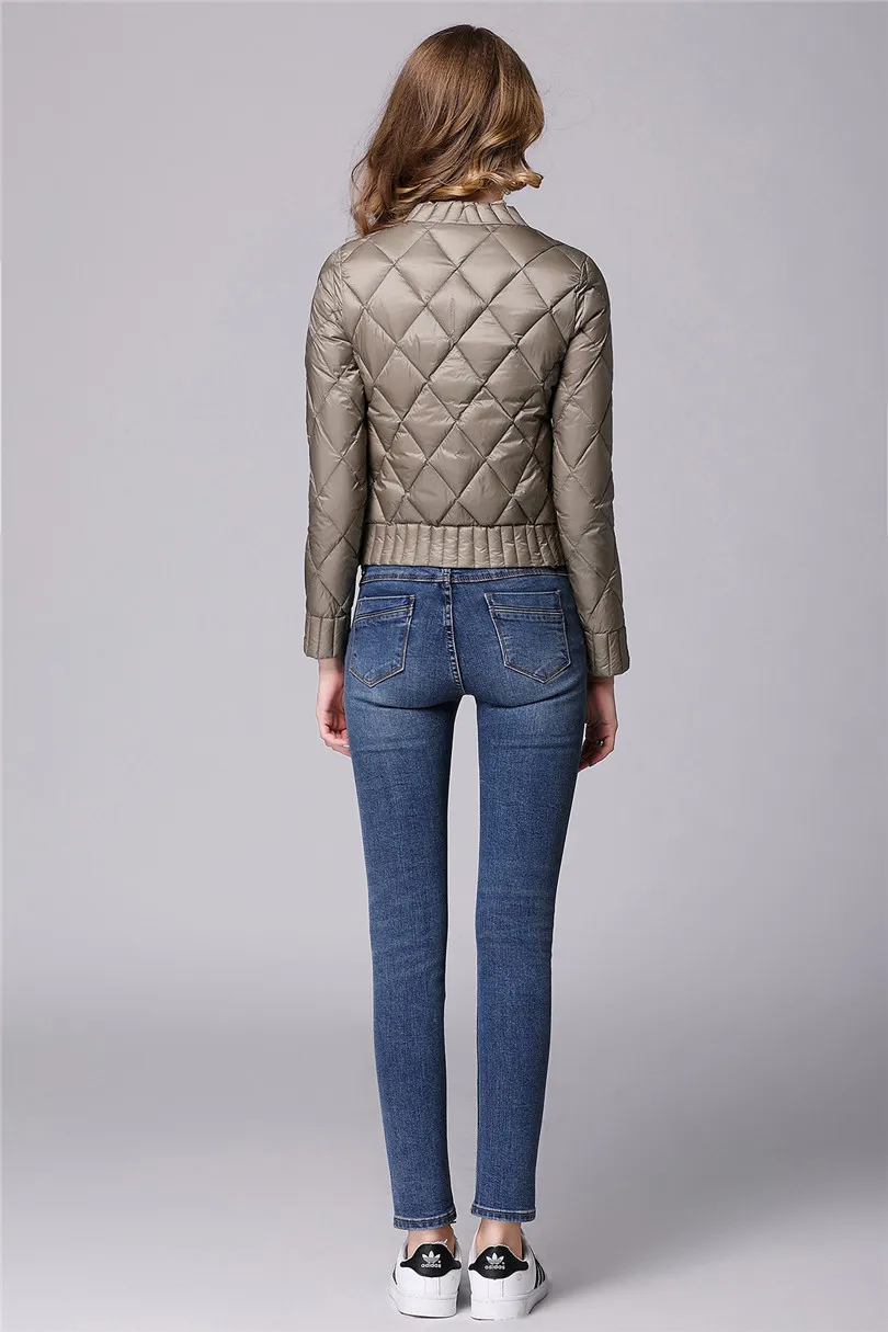 Женские Белые куртки-пуховики на утином пуху Осень-зима плюс Размер 3XL короткое