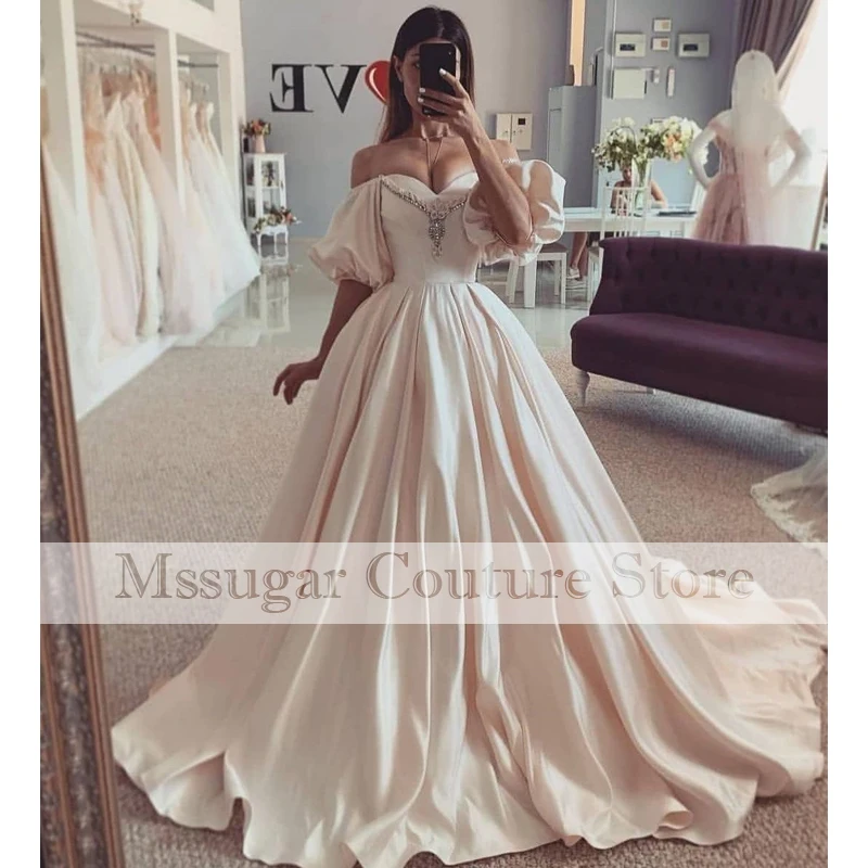

2021 Amazing A-line Wedding Party Dresses Off Shoulder Beading Satin Bridal Gowns Custom Made