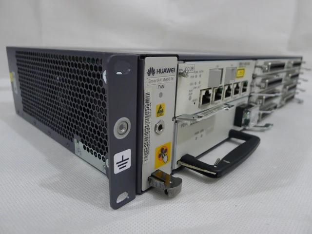 Мультиплексор IP DSLAM SmartAx MA5616 шасси CCUB с DC PDIApower 4 платами полный комплект|Сетевые