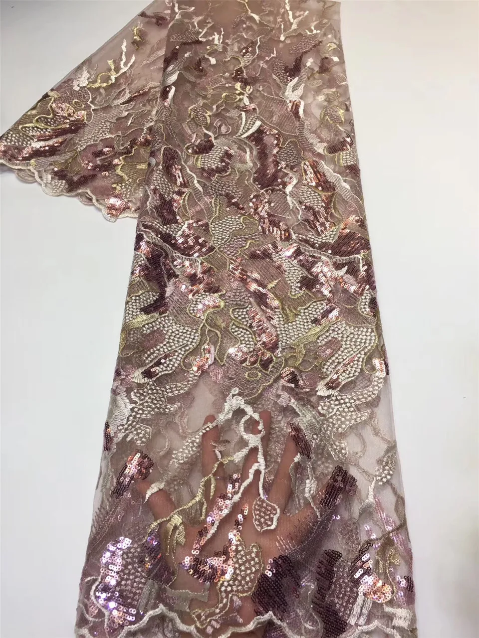 

The latest Nigerian lace fabric and sequins 2021 high-quality African lace fabric wedding French tulle lace fabric ZX36881