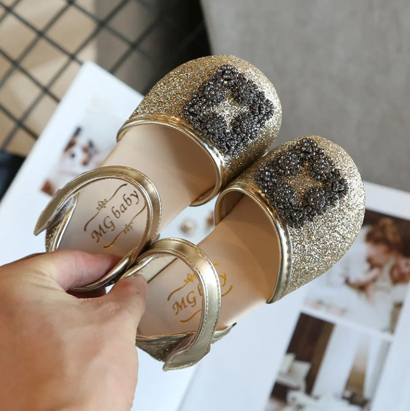 Весенняя детская кожаная обувь принцессы для девочек Детская Свадебная