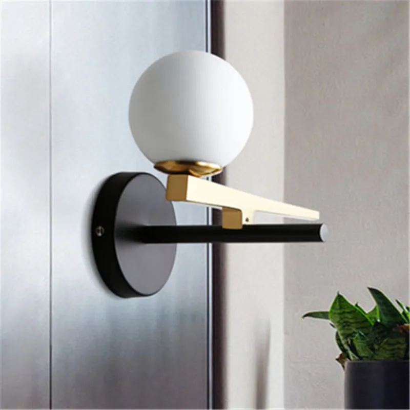 

Nordic Wrought Metal Modern Creative Gold Minimalist Style Living Room Bedroom Room Mirror Bedside Wall Lamp