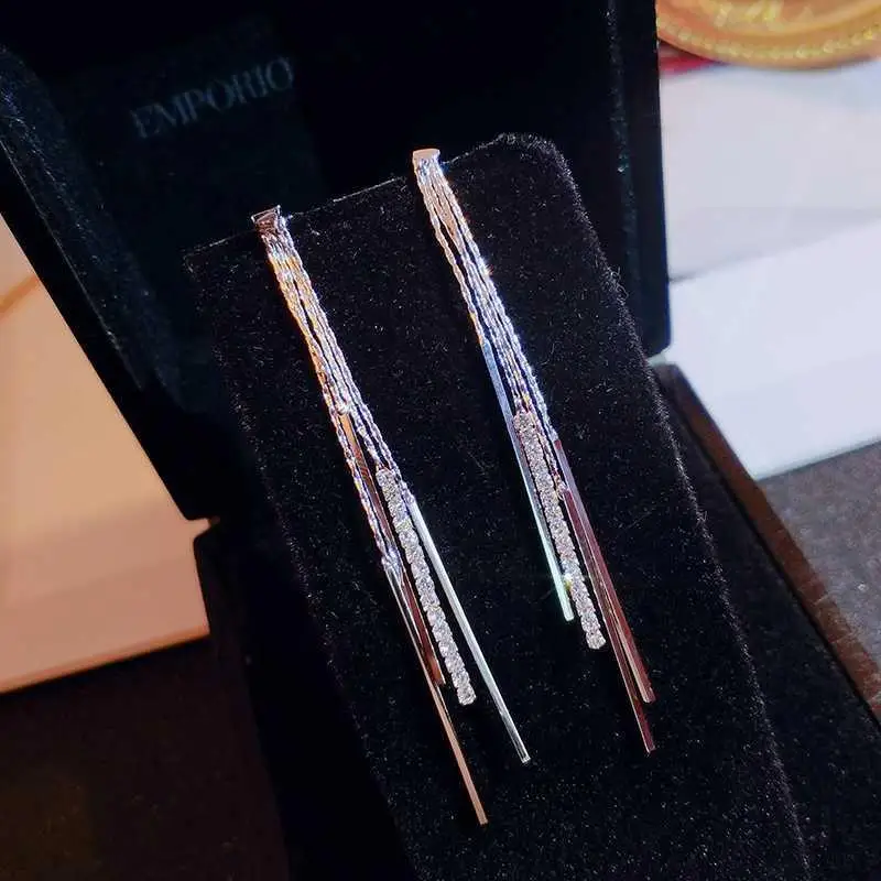 

Silver Plated New Elegant Jewelry Fashion Noble Tassels Silver Plated Long White Hook Dangle Chain Earrings for Women