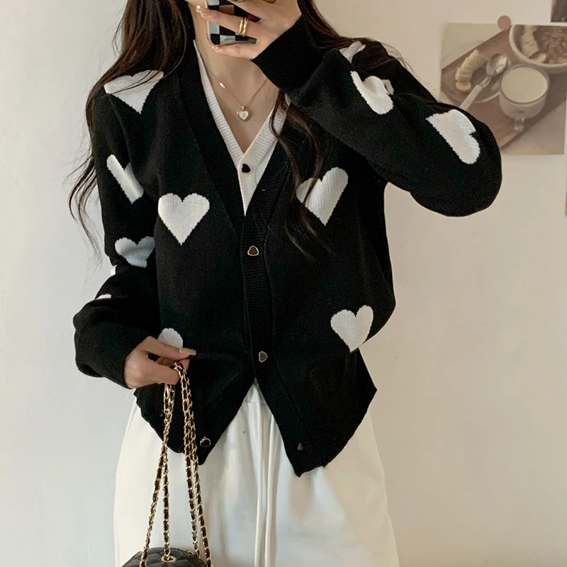 Woherb Love Heart Sweater Knitted Cardigan Women 2021 V Neck Splicing Long Sleeve Jackets Autumn Winter Sweet Female Cardigans |
