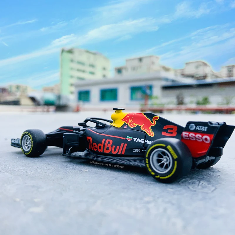 Bburago 1:43 Феррари F1 напитка Red Bull от производителя Benz формулы RB14 без образования