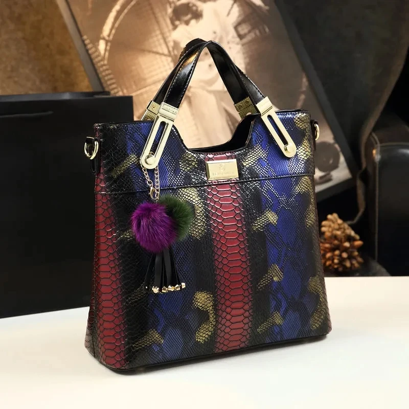 

Fashion Large Capacity Leather Hand Tote Bag Joker Shoulder Cross-body Serpentine Bags For Women 2021 New Luxury Handbags