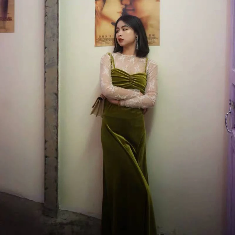 Сексуальное бархатное платье на бретелях с открытой спиной для женщин