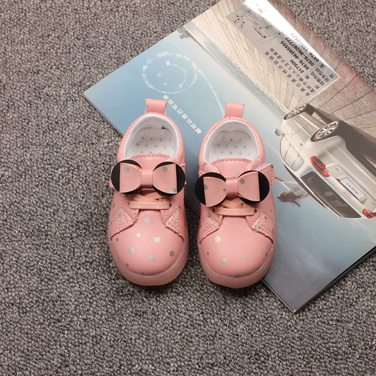 Zapatillas de deporte ligeras para ni&ntilde;os y ni&ntilde;as, zapatos informales con nudo de mariposa y puntos ondulados, zapatos brillantes para beb&eacute;s, novedad de primavera 2022-2
