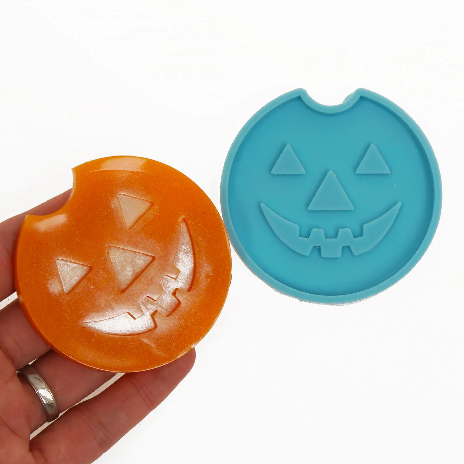 

1 piece Silicone Car Cup Coaster Mold Halloween Pumpkin Coaster Molds DIY Halloween Gift 10364150