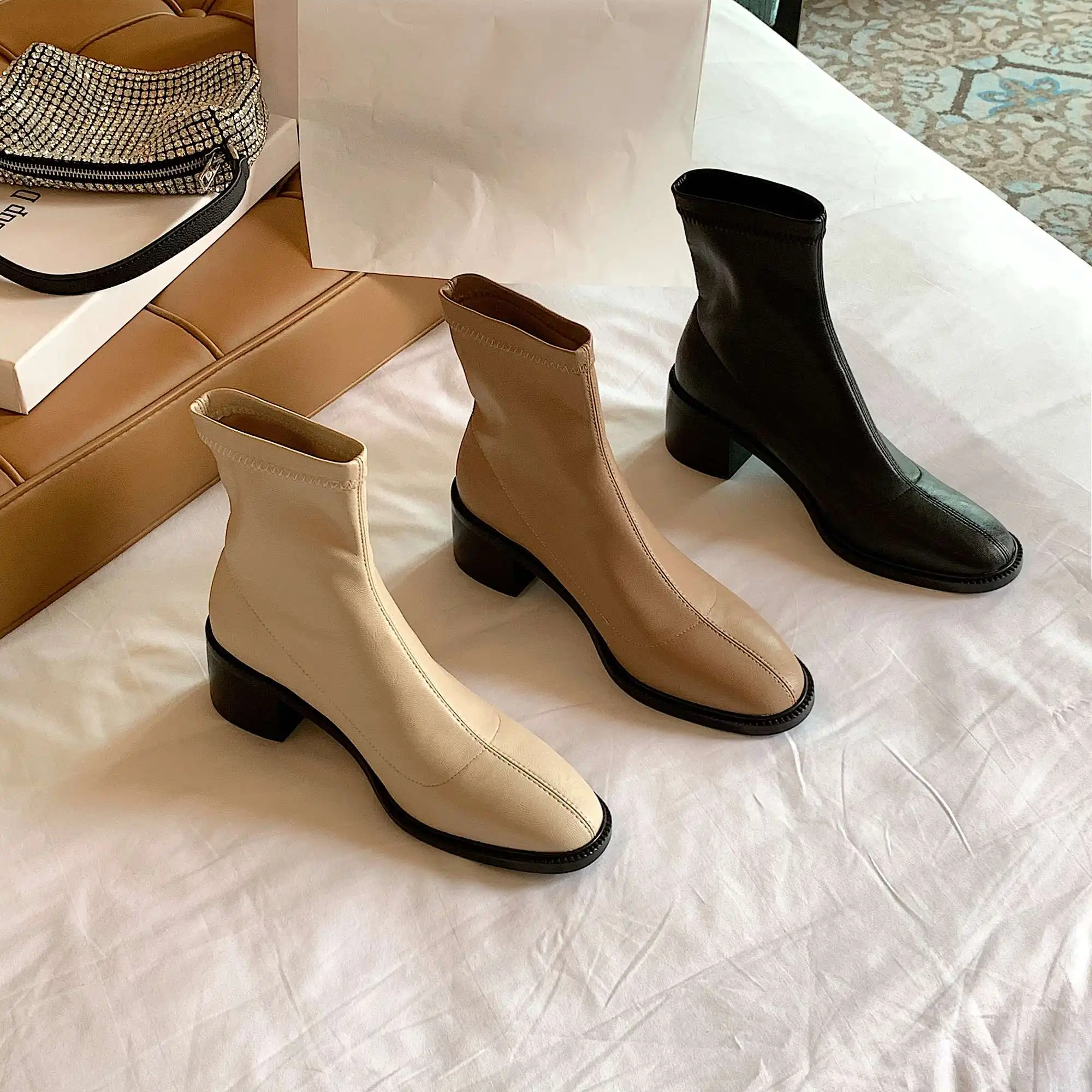 

Lenkisen new arrival short boots high quality gorgeous thick med heel round toe slip on classic colors keep warm ankle boots L33