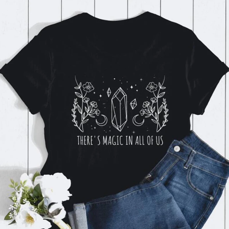 

There's Magic In All of Us T-shirt Aesthetic Crystal Moon Wiccan T- Shirt Vintage Women Short Sleeve Graphic Witch Top Tee Shirt